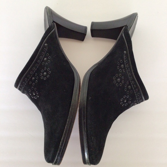 COLE HAAN BLACK SUEDE CLOGS SIZE 9.5 - Picture 2 of 16